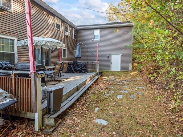 69 Bear Hill Road, Gardner MA 01440