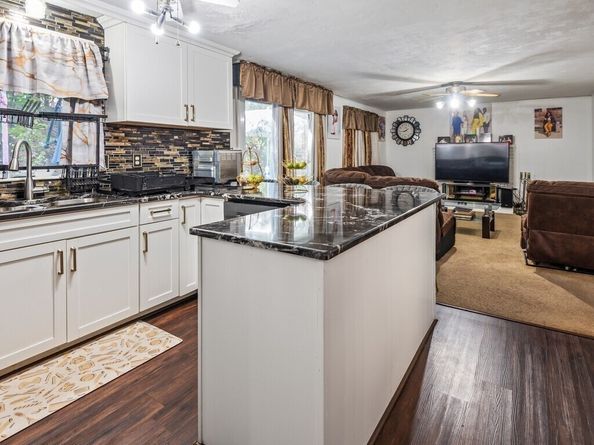 69 Bear Hill Road, Gardner MA 01440