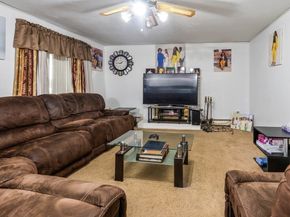 69 Bear Hill Road, Gardner MA 01440