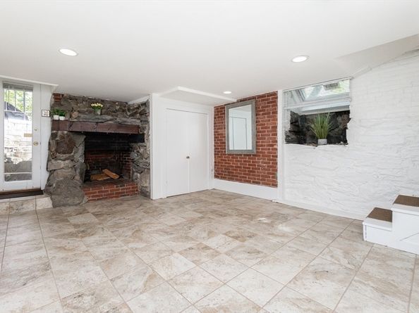 65-69A Walker Street 69A, Cambridge MA 02138
