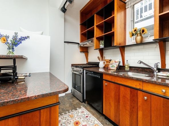 65-69A Walker Street 69A, Cambridge MA 02138