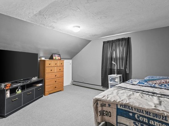 28 Lennon St, Gardner MA 01440