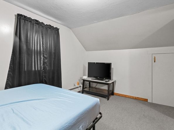 28 Lennon St, Gardner MA 01440