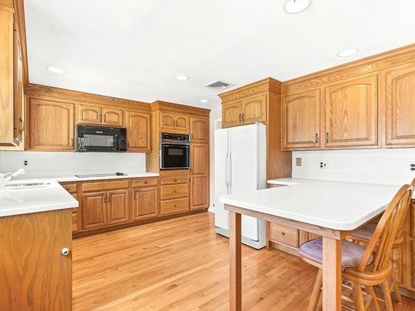 16 Ridge Street, Winchester MA 01890