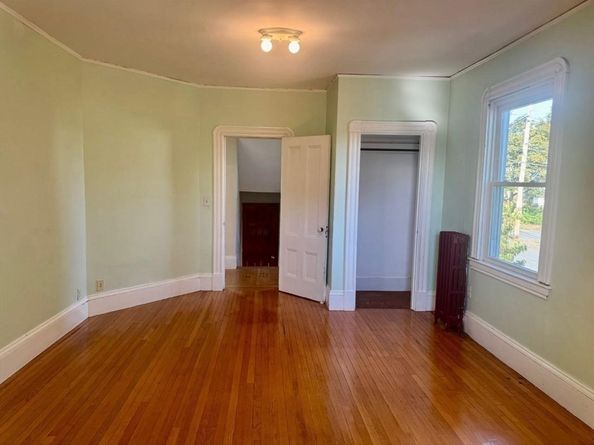 2 Laurel St, Chelsea MA 02150