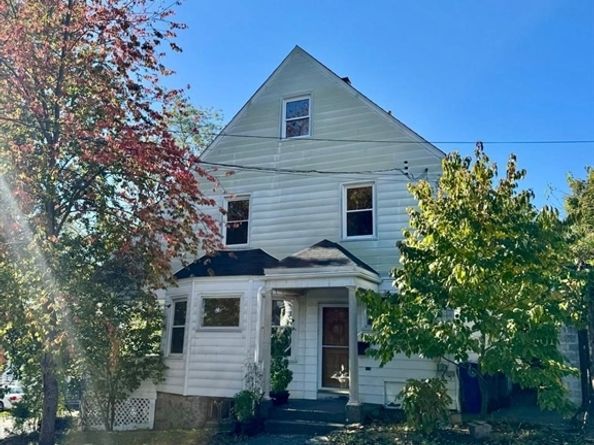 2 Laurel St, Chelsea MA 02150