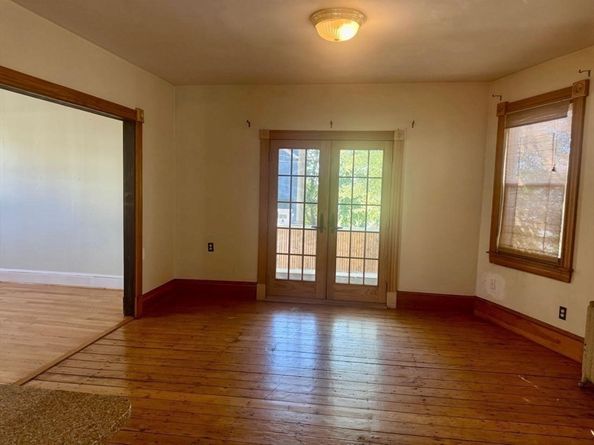 2 Laurel St, Chelsea MA 02150