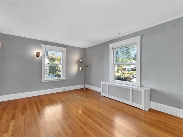 58 Bacon St, Winchester MA 01890