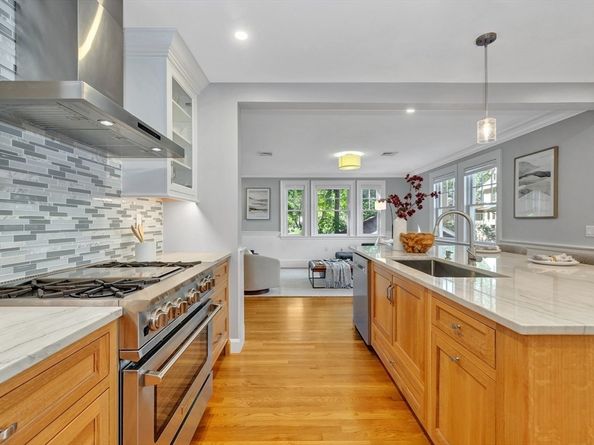 58 Bacon St, Winchester MA 01890