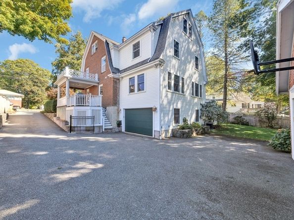58 Bacon St, Winchester MA 01890