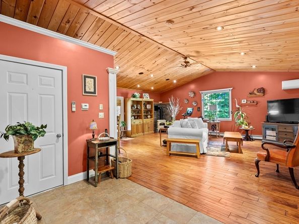 150 Ryder Road, Rochester MA 02770