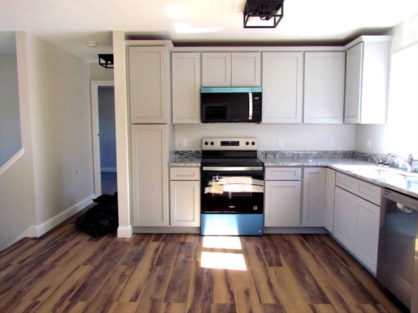 15 Wilson Avenue, Athol MA 01331