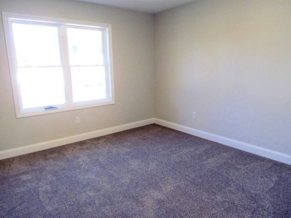 15 Wilson Avenue, Athol MA 01331