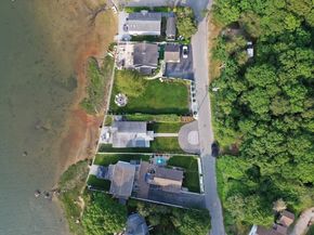 24 Cove St, Wareham MA 02558