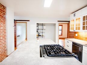 12 Cohasse St, Southbridge MA 01550