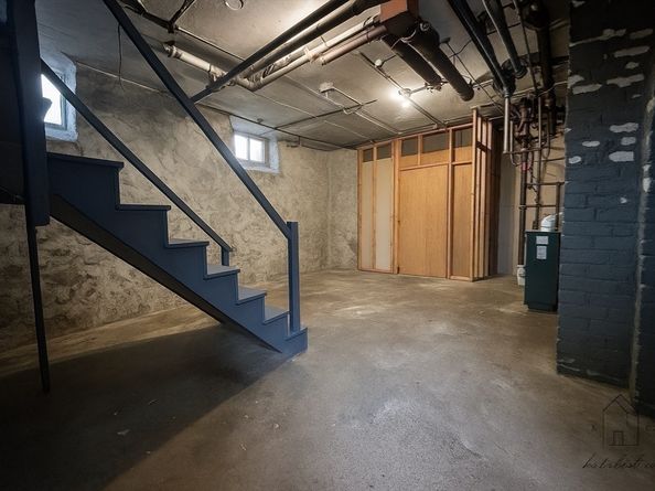 145 Lagrange St, Boston MA 02132