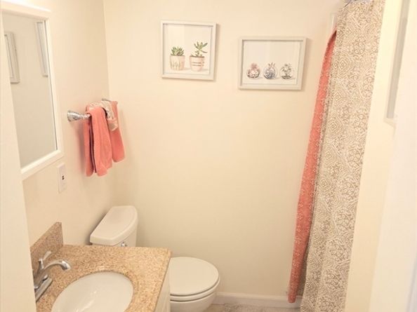 70 Londonderry Rd 70, Grafton MA 01519