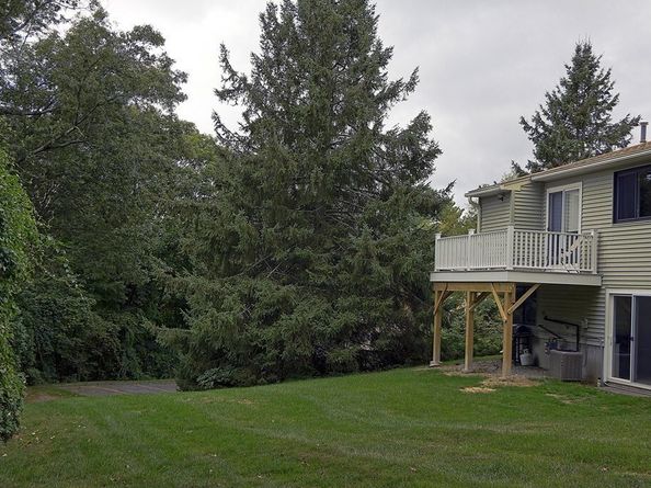 70 Londonderry Rd 70, Grafton MA 01519