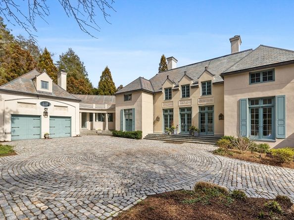 120 Cabot St, Brookline MA 02467
