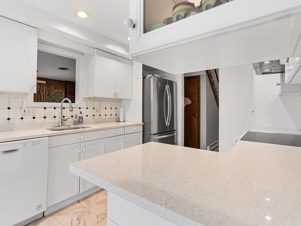 47 Churchill St, Sudbury MA 01776