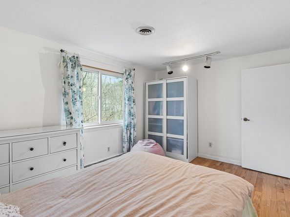 47 Churchill St, Sudbury MA 01776