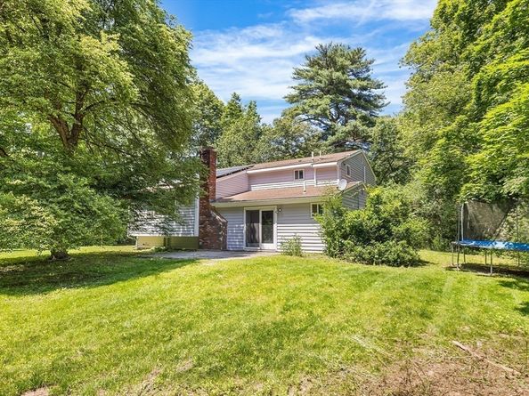 47 Churchill St, Sudbury MA 01776