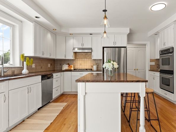 263 Hunnewell Street, Needham MA 02494