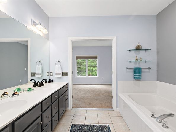 31 Fox Hollow, Plymouth MA 02360