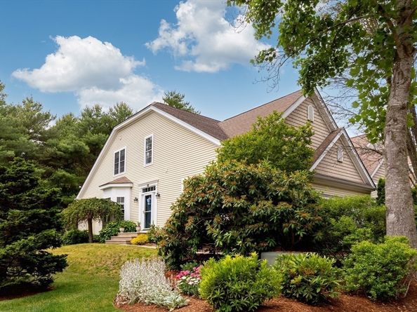31 Fox Hollow, Plymouth MA 02360