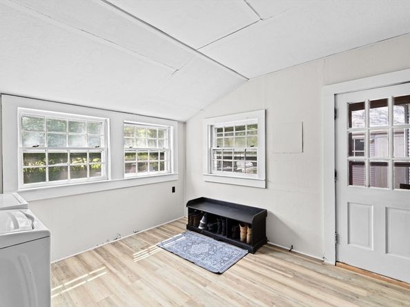 553 Center St, Hanover MA 02339