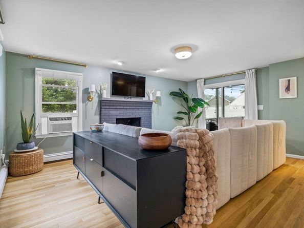 168 Maple St, Boston MA 02132