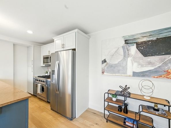 2440 Massachusetts Ave 41, Cambridge MA 02140