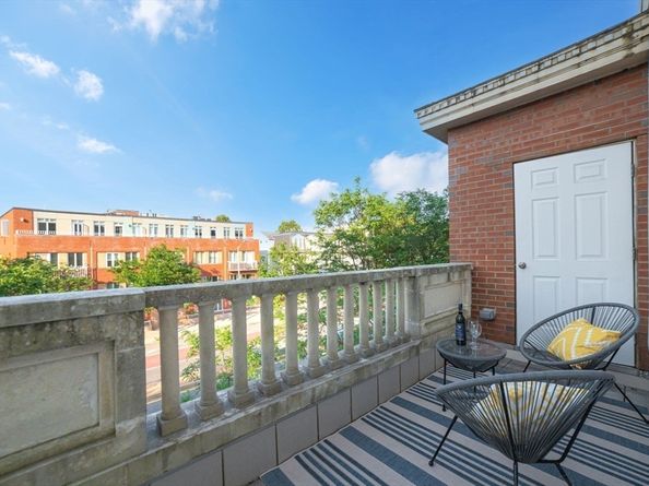 2440 Massachusetts Ave 41, Cambridge MA 02140
