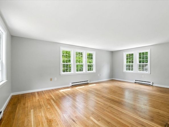 105 North Main Street, Sherborn MA 01770