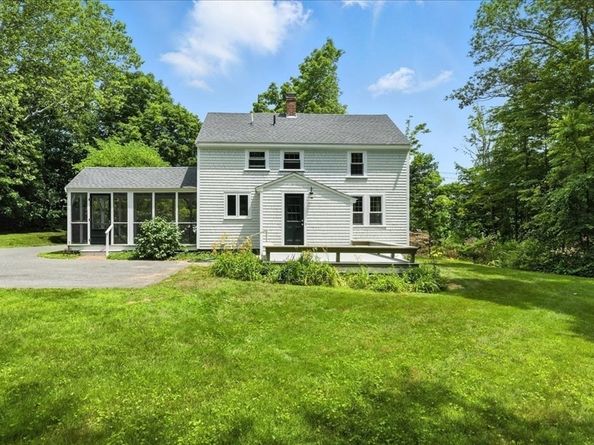 105 North Main Street, Sherborn MA 01770