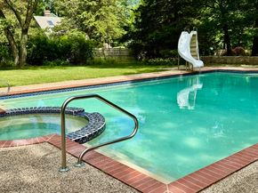 55 Parkwood Drive, Milton MA 02186