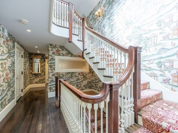 55 Parkwood Drive, Milton MA 02186