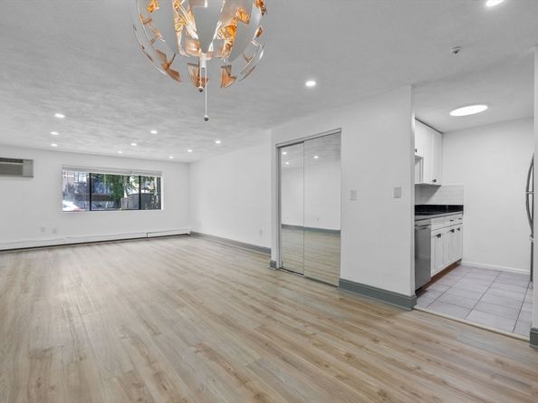 84 Grant St 7, Somerville MA 02145