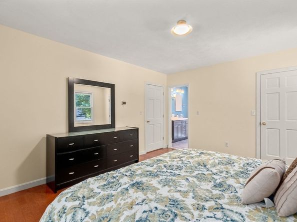 33 Furbush Rd, Boston MA 02132