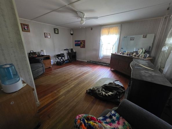 9 Piehl Dr, Charlton MA 01507