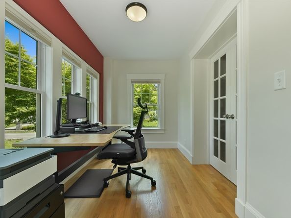 12 Coolidge Avenue, Lexington MA 02420