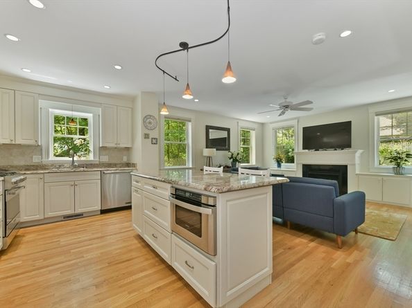 12 Coolidge Avenue, Lexington MA 02420