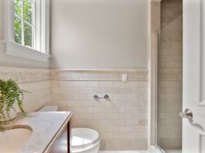 22 Scotney, Newton MA 02467