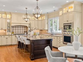 22 Scotney, Newton MA 02467