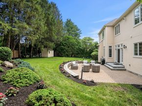 22 Scotney, Newton MA 02467