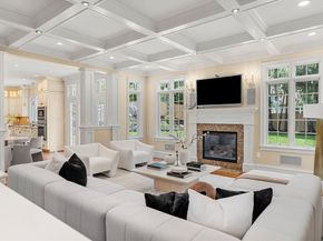 22 Scotney, Newton MA 02467