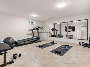 22 Scotney, Newton MA 02467