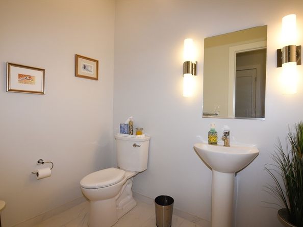10 Shipyard Drive 313, Hingham MA 02043