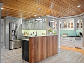 245 S Main St, Cohasset MA 02025