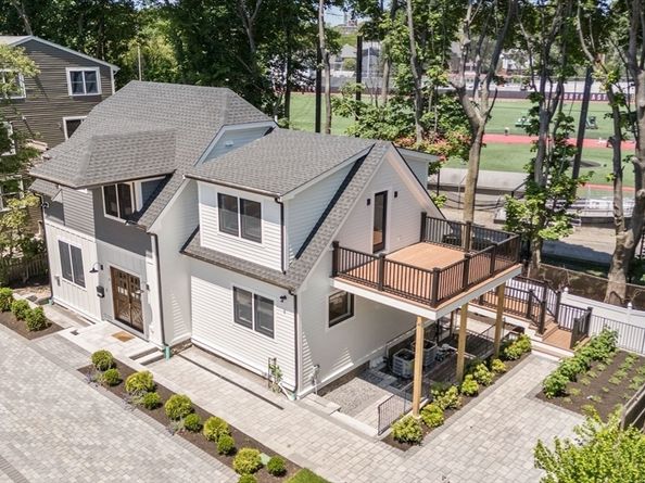 216 Aspinwall Ave,, Brookline MA 02446